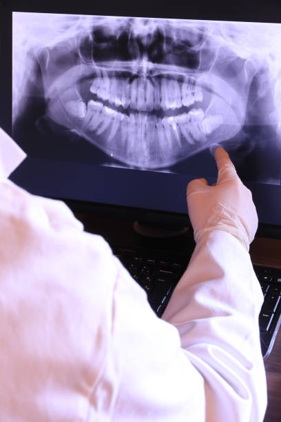 Best Weekend Emergency Dentist in Grosse Pointe, MI